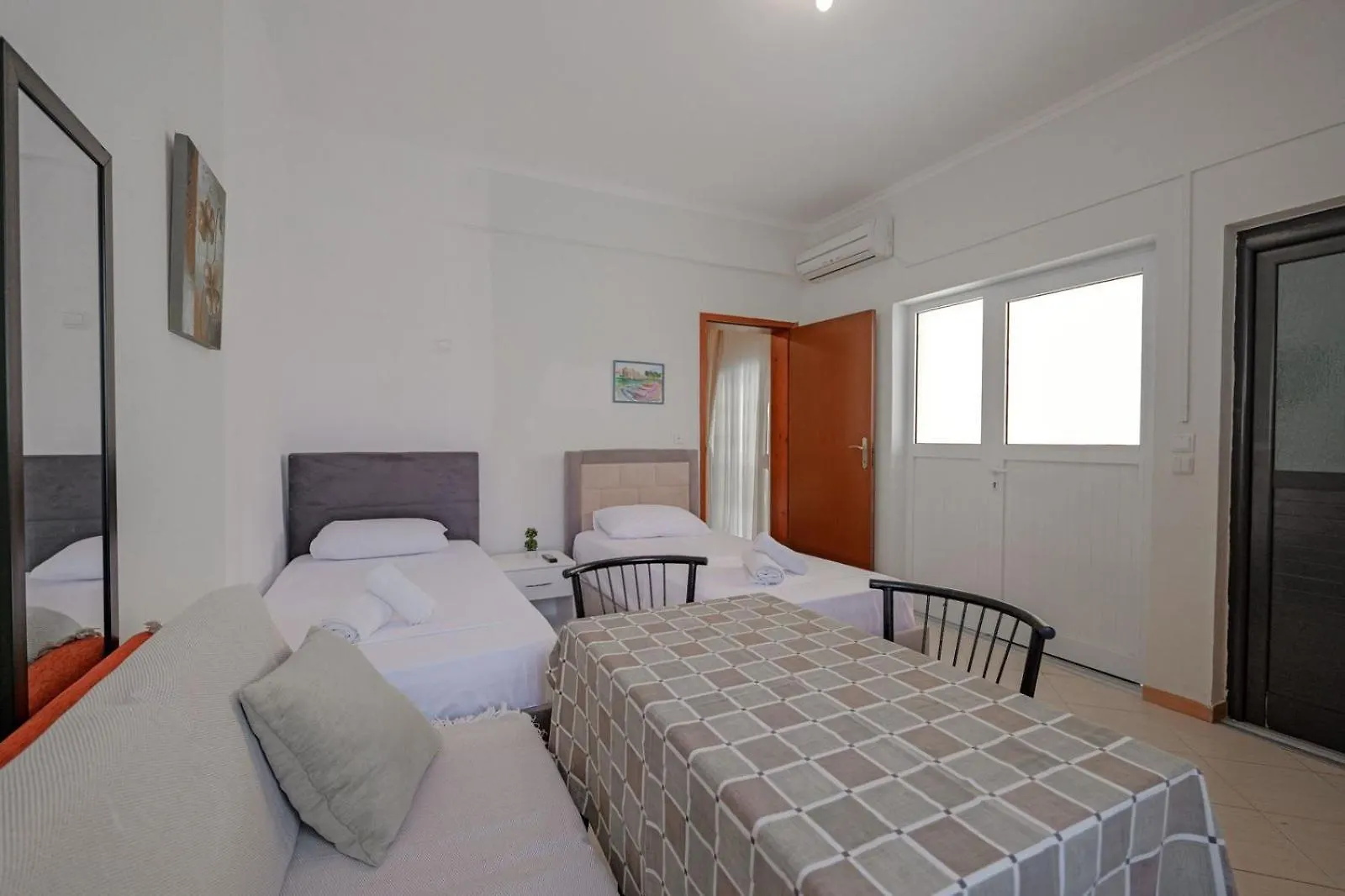 Apartment Villa Ensilv Ksamil