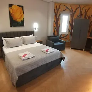 Sarti Apartment