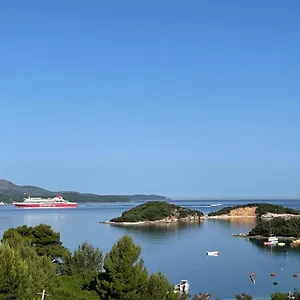 Bora Bora Ksamil